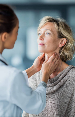 Вітаміни при гіпотиреозі: як підтримати щитовидну залозу без ризику